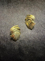 Load image into Gallery viewer, Flower Earrings