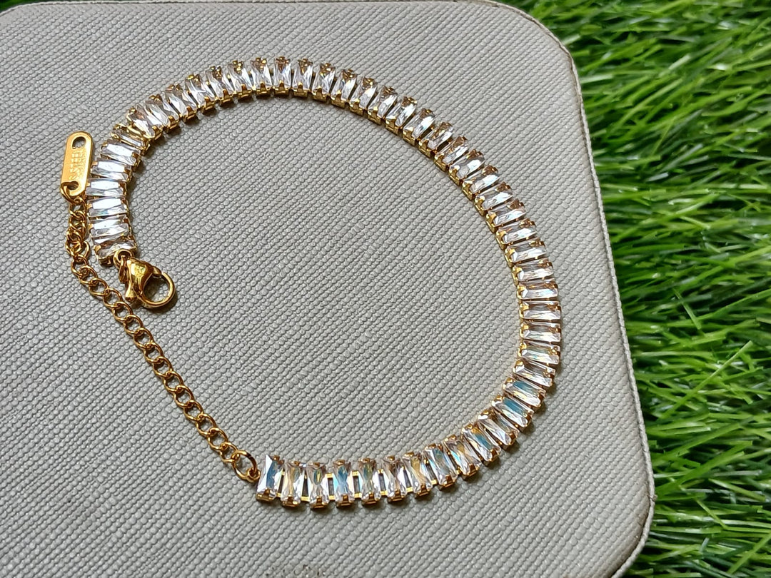 Zircon Bracelet